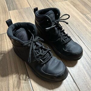 Nike Black Combat Boots Rugged Design